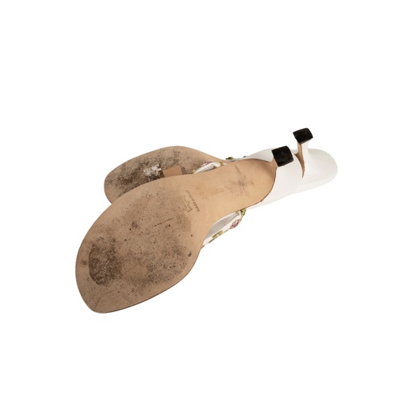 Manolo Blahnik White & Pink Floral Appliqué Leather Thong Sandal Heels - Picture 6 of 6